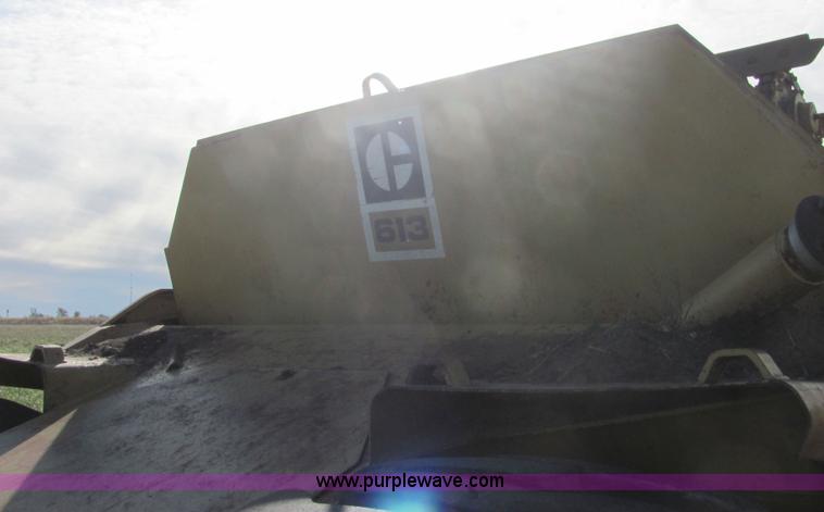 image for item 6670 1976 Caterpillar 613B elevating scraper