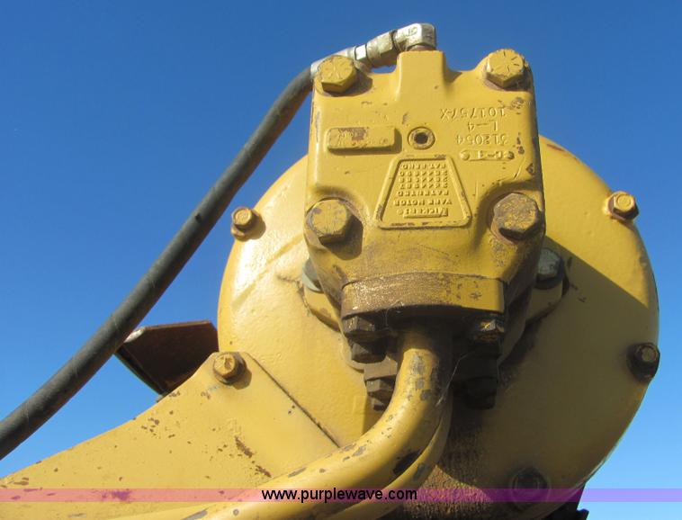 image for item 6670 1976 Caterpillar 613B elevating scraper