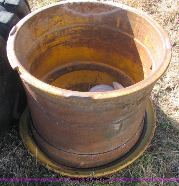 image for item 6670 1976 Caterpillar 613B elevating scraper