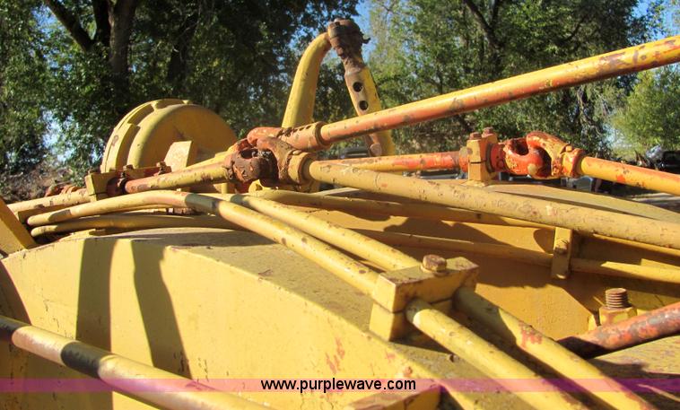 image for item 6673 L-W 3057-G motor grader