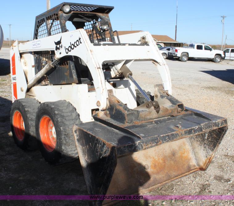 image for item 6674 1989 Bobcat 843 skid steer