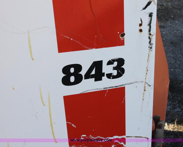 image for item 6674 1989 Bobcat 843 skid steer