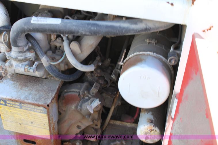 image for item 6674 1989 Bobcat 843 skid steer