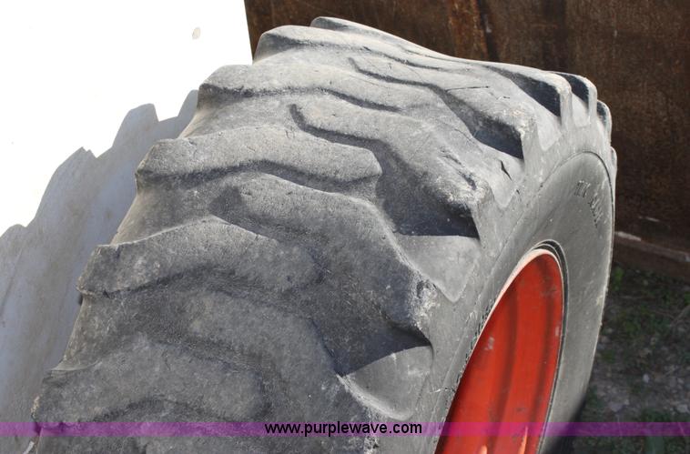 image for item 6674 1989 Bobcat 843 skid steer