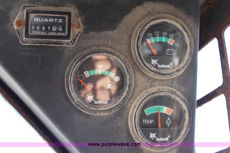image for item 6674 1989 Bobcat 843 skid steer