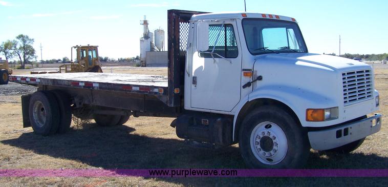 image for item 7294 1996 International 4700 truck