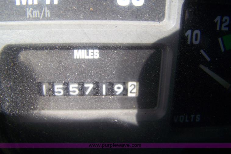 image for item 7294 1996 International 4700 truck