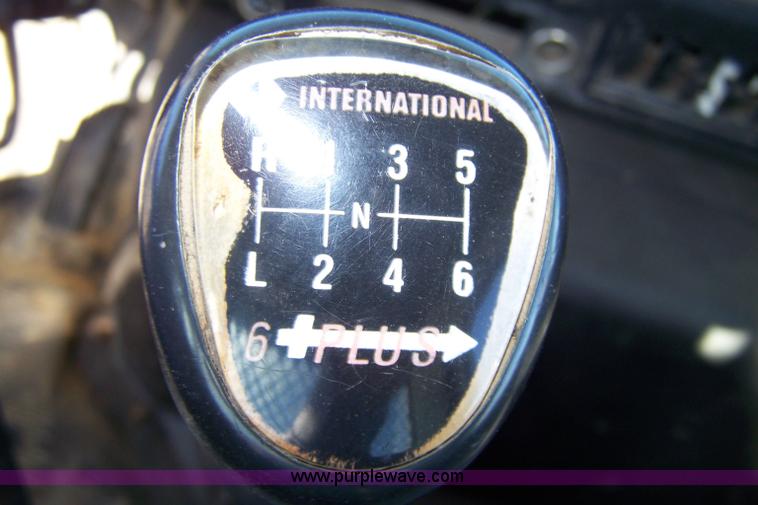 image for item 7294 1996 International 4700 truck