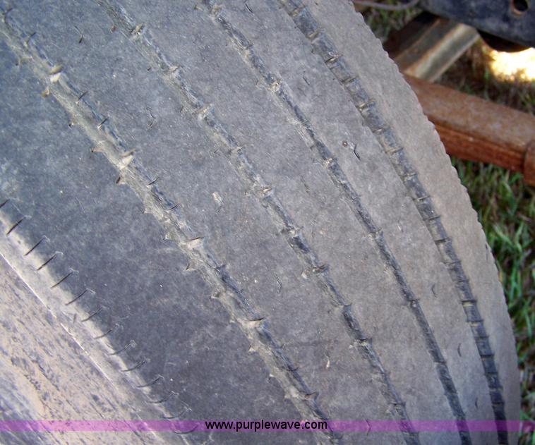 image for item 7294 1996 International 4700 truck