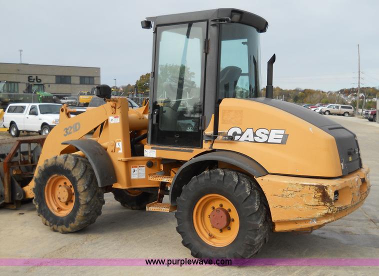 image for item 7762 2002 Case 321D wheel loader