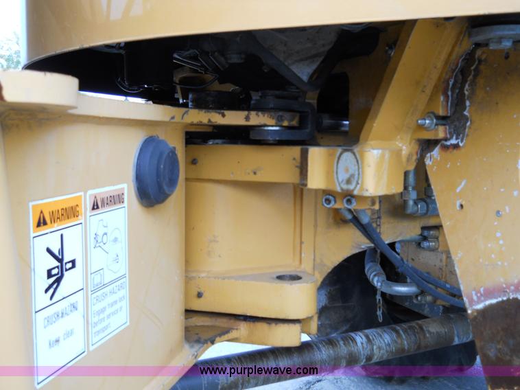 image for item 7762 2002 Case 321D wheel loader