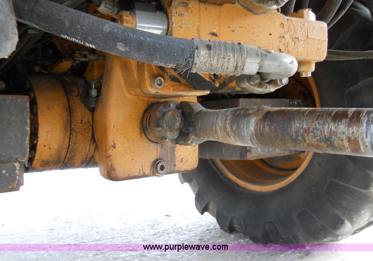 image for item 7762 2002 Case 321D wheel loader