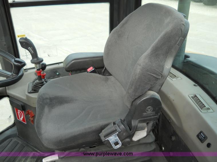 image for item 7762 2002 Case 321D wheel loader