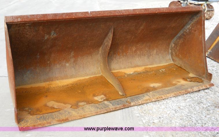 image for item 7762 2002 Case 321D wheel loader