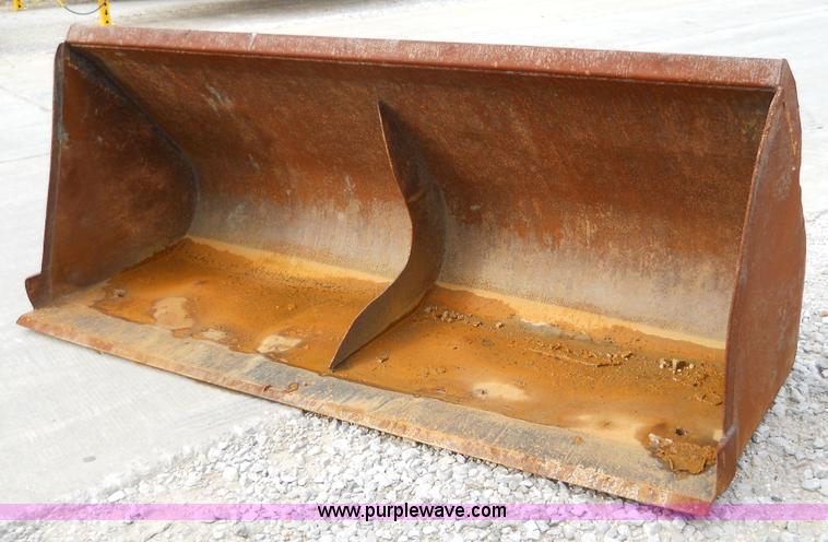 image for item 7762 2002 Case 321D wheel loader