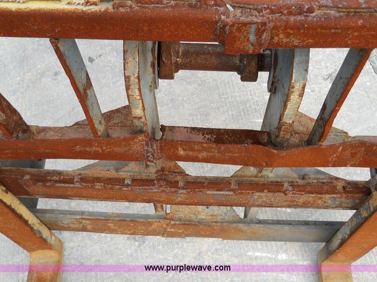 image for item 7762 2002 Case 321D wheel loader