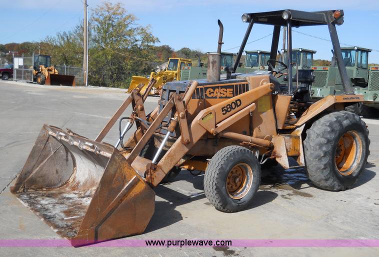 image for item 7763 1981 Case 580D loader