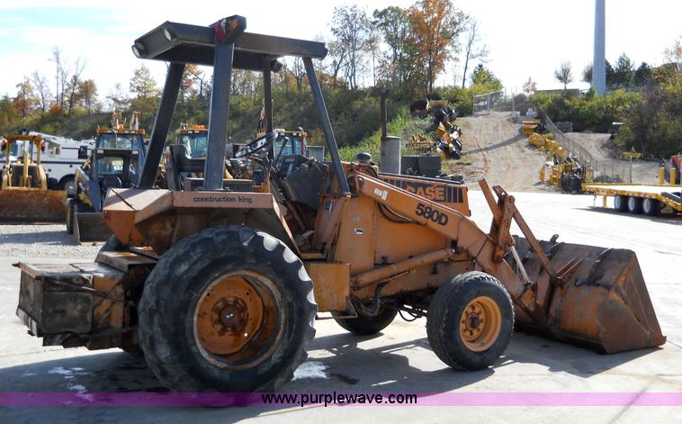 image for item 7763 1981 Case 580D loader