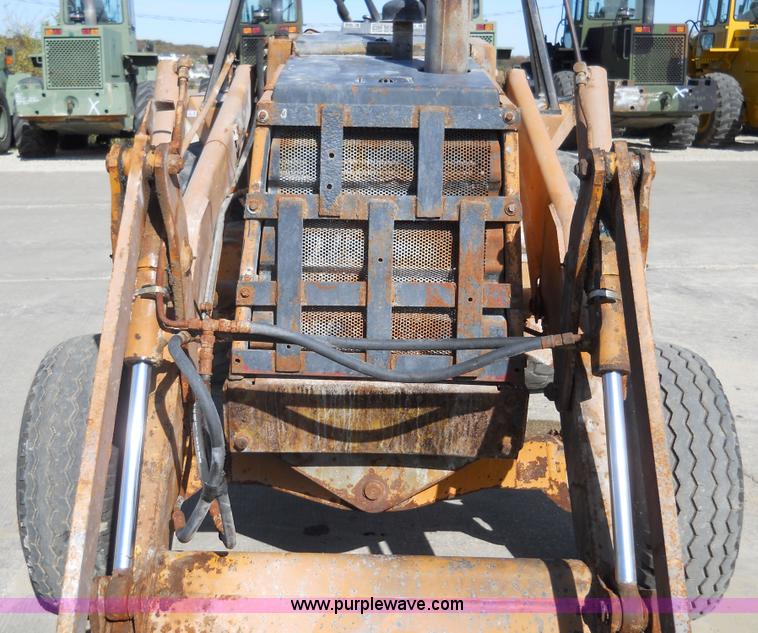 image for item 7763 1981 Case 580D loader