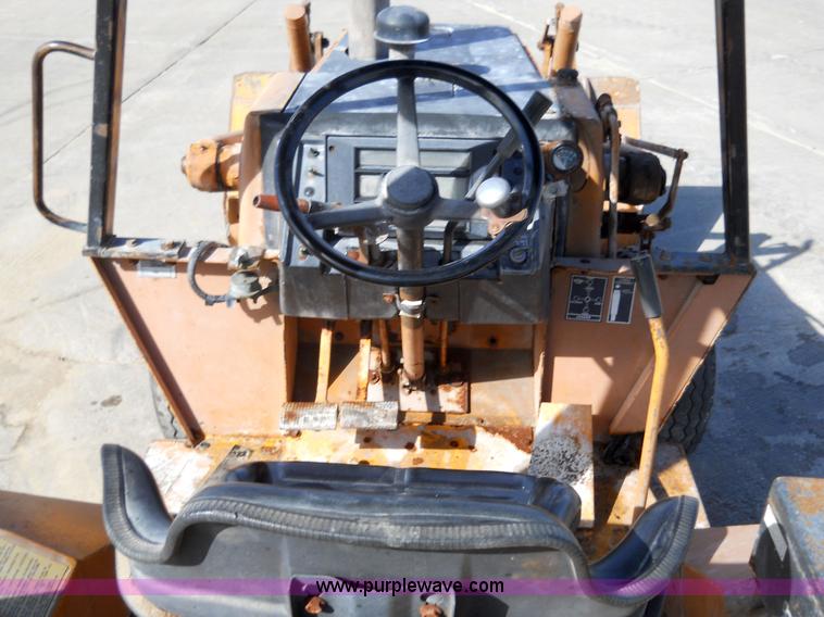 image for item 7763 1981 Case 580D loader