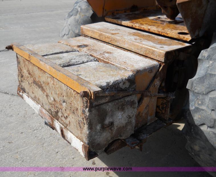 image for item 7763 1981 Case 580D loader