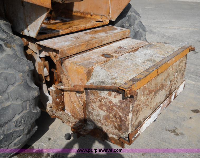 image for item 7763 1981 Case 580D loader