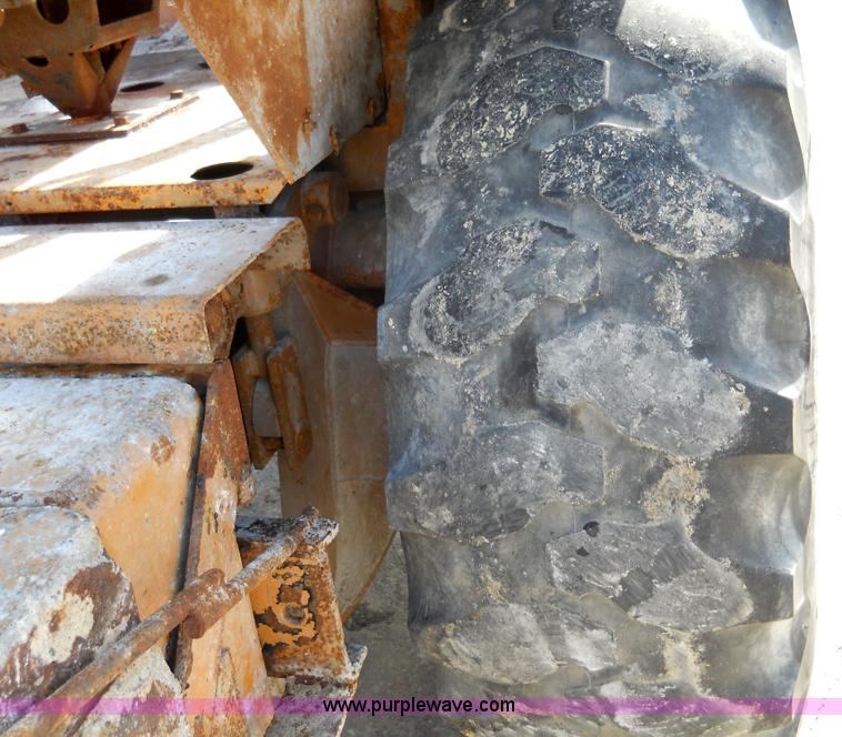 image for item 7763 1981 Case 580D loader