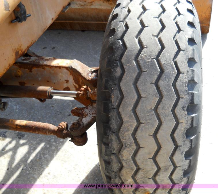 image for item 7763 1981 Case 580D loader