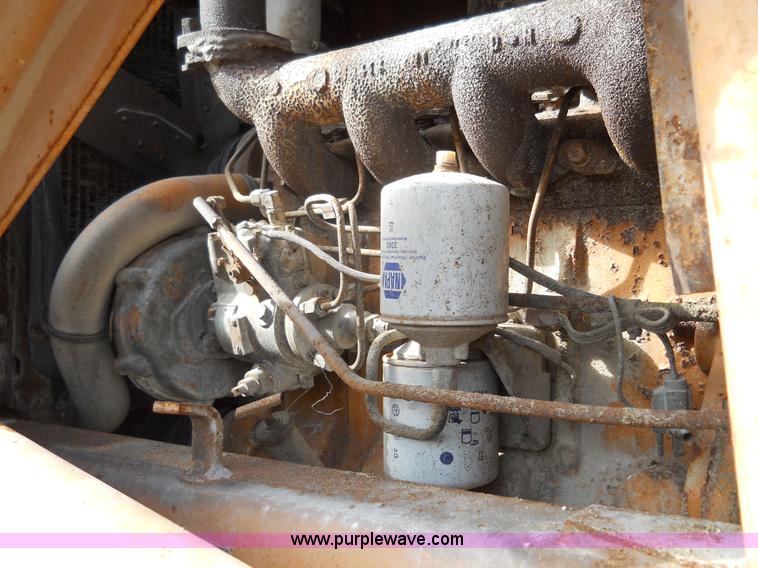 image for item 7763 1981 Case 580D loader