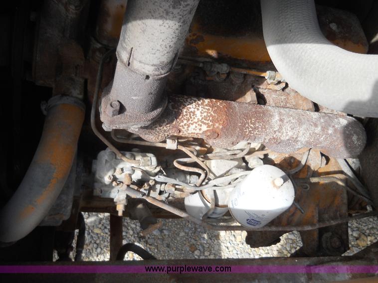 image for item 7763 1981 Case 580D loader