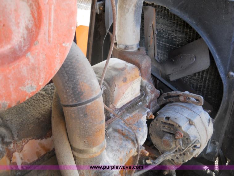 image for item 7763 1981 Case 580D loader