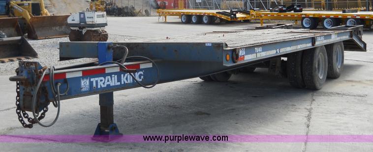 image for item 7764 1995 Trail King TK40 24' trailer