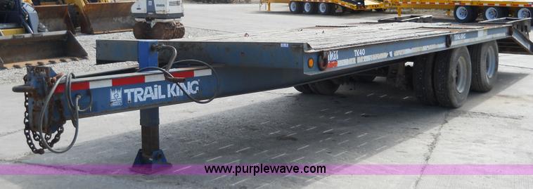 image for item 7764 1995 Trail King TK40 24' trailer