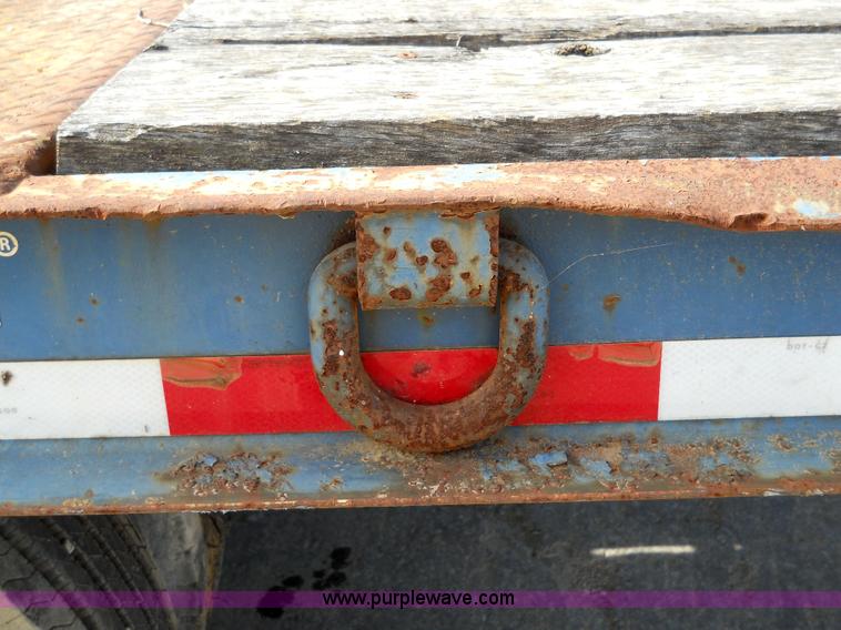 image for item 7764 1995 Trail King TK40 24' trailer