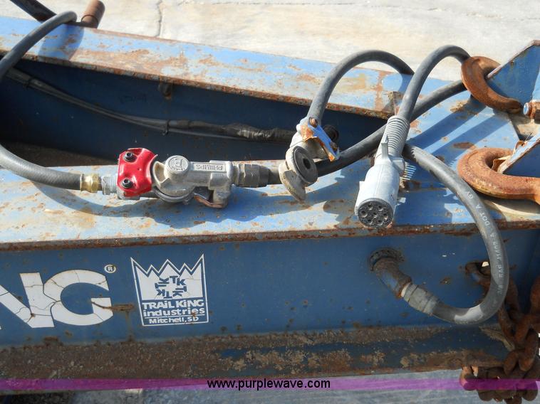 image for item 7764 1995 Trail King TK40 24' trailer