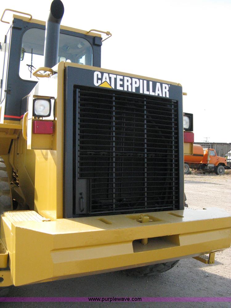 image for item 8043 1994 Caterpillar 960F wheel loader