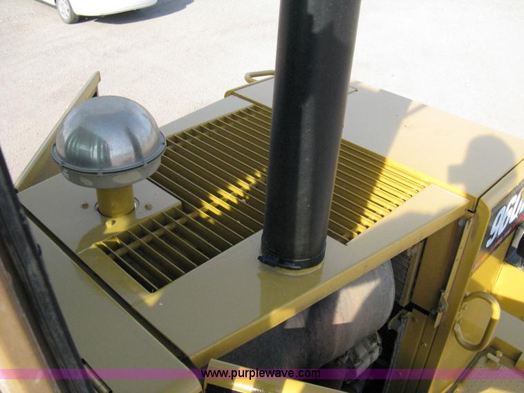 image for item 8043 1994 Caterpillar 960F wheel loader