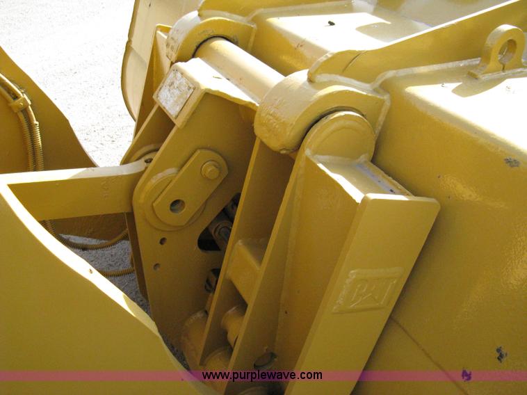 image for item 8043 1994 Caterpillar 960F wheel loader
