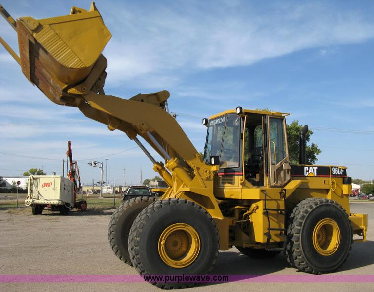 image for item 8043 1994 Caterpillar 960F wheel loader