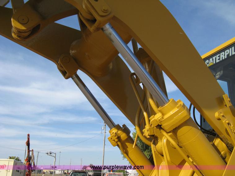 image for item 8043 1994 Caterpillar 960F wheel loader