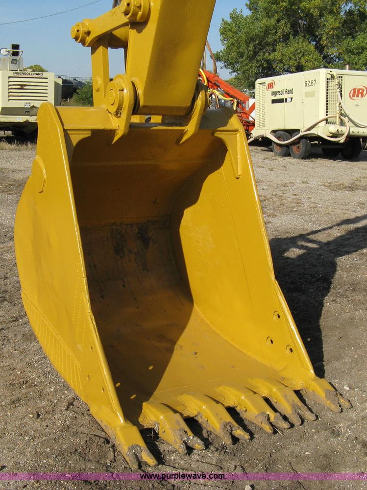 image for item 8044 1998 Caterpillar 322BL excavator