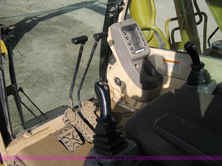 image for item 8044 1998 Caterpillar 322BL excavator