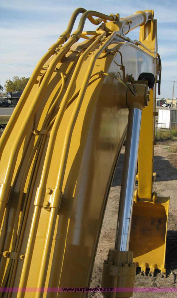 image for item 8044 1998 Caterpillar 322BL excavator