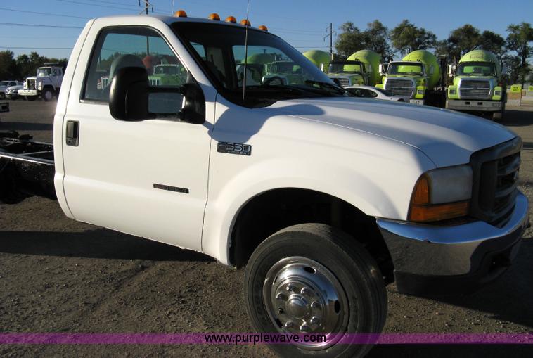 image for item 8047 2000 Ford F550 XL Super Duty dually pickup