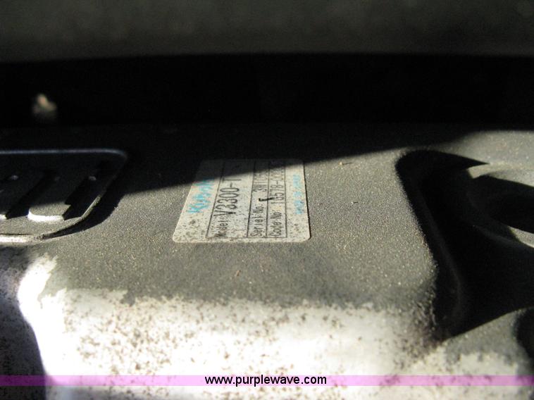 image for item 8048 Bobcat S250 skid steer