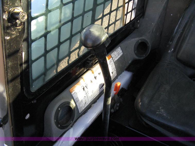 image for item 8048 Bobcat S250 skid steer