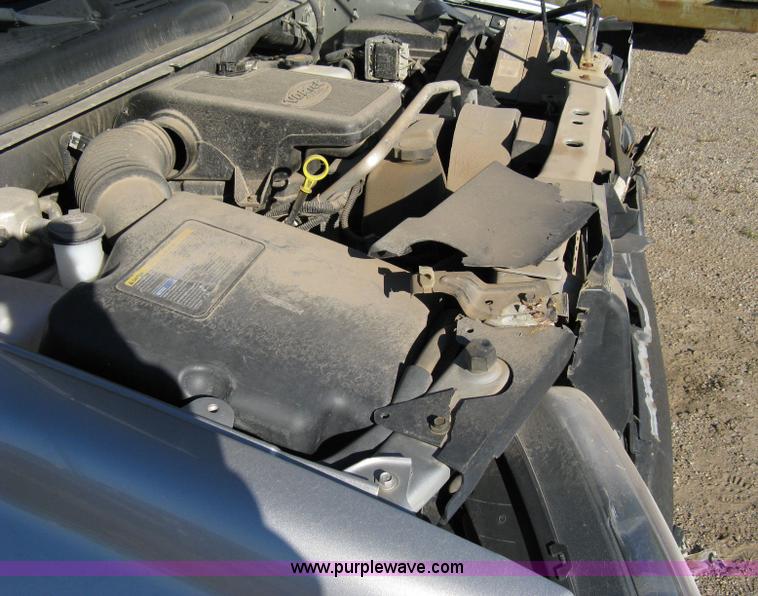 image for item 8056 2004 Chevrolet Trailblazer LS