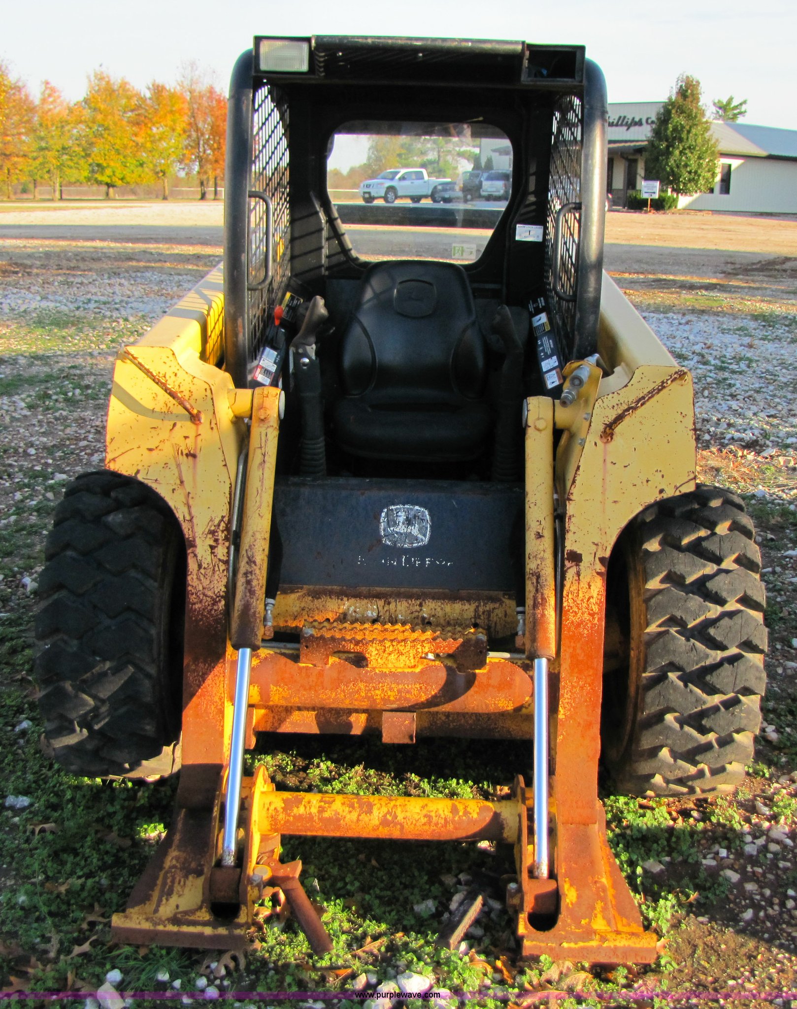 2005 John Deere 320 skid steer in Brookline, MO Item 3538 sold