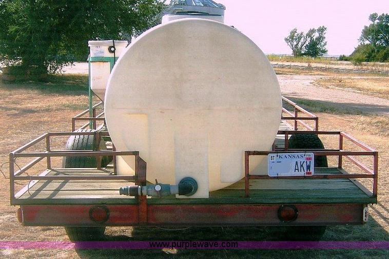 image for item 1868 1993 shop built trailer with 1,000 gallon tank