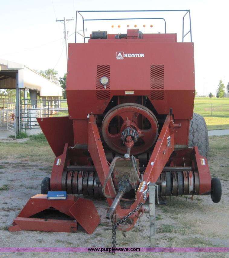 image for item 3021 Hesston 4900 4x4 square baler